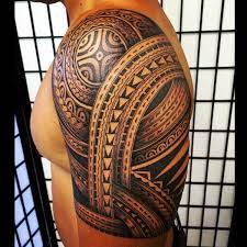Kuaika Quenga Pacific Rootz Tattoo Wailuku Maui Hawai I The Best Polynesian Tattoos In The World Tribal Shoulder Tattoos Tattoos Polynesian Tattoo