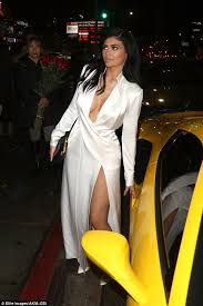Pin On Kylie Jenner Fashion Style