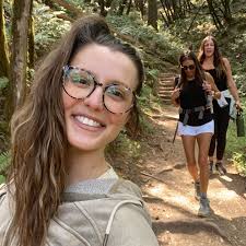 Julia Manzo (@juliamanzo.art) • Instagram photos and videos