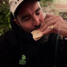 Tonight was nice in the park, with a special 3-hour show with my great  guests @benhixon and @djadhd.mp3 who both played great sets. Here's my part  of the show tonight with new