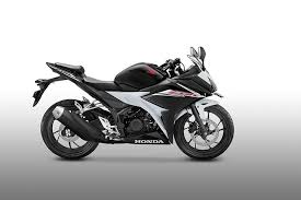 The cheapest one is honda crf250rally 2020 priced at ฿140. 2017 Honda Cbr150r Gets Two New Colours In Indonesia Motorbeam