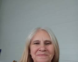 Carol Miley's Instagram, Twitter & Facebook