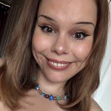 If you toast a hot cross bun does that mean you're having a hot hot cross  bun?