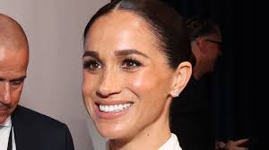 Porque é que (quase) ninguém gosta da "nova" Meghan Markle?
