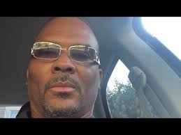 Tom Welling VINCENT CORBO │ Professionals │ Warner TV