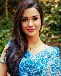 எமி ஜாக்ஸன் (Amy): திரைப்படங்கள், வயது, பயோடேட்டா, புகைப்படங்கள், மூவிஸ்  லிஸ்ட்