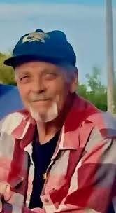 Vicki Underwood's Instagram, Twitter & Facebook