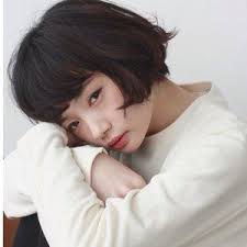 黒髪ショートヘアの人気集 面長 丸顔 前髪ありなしにcheckしよ hair ショートのヘアスタイル ショートボブ ショートヘア 女の子