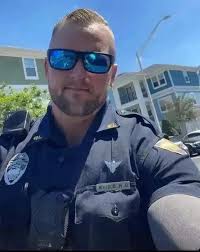 I'm sure nobody cares, but l've been sober for 571 days ❤️‍🩹💔