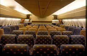 American Airlines Dc 10 Economy Cabin In 2020 Vintage Airlines American Airlines Airline Seats