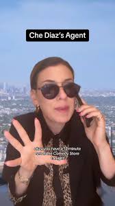 For all Che Diaz bookings, contact my assistant. #andjustlikethat #satc  #ajlt #ajltseason2 #chediaz #miranda #satctiktok #comedy #hbo  #carriebradshaw #miranda