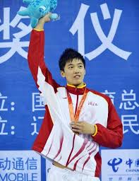 而孫中山亦於 1894年11月24日在檀香山首次組織興中會，為革命籌措經費。二者後來在 1895年1月在香港合併，繼續稱之為興中會，並且於同年10月26日首次在廣 州發動武裝暴動起義，但並未取得成功。孫、楊二人亦因此而被通緝，並被 香港當局禁止入境。 6park Com å­™æ¨ç¦èµ›åŽ ä¸­å›½æ³³å›åŽç»§æ— äºº ä¸ æœ€å¸…00åŽå·²ç»å†'å¤´