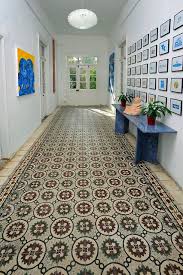 Ecco come rinnovare il corridoio di casa. Scelti Da Voi Come Arredare Un Corridoio Stretto E Lungo