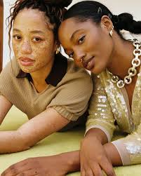 Spring Sale starts now: up to 40% off wear-now shoes, handbags, clothing  and accessories.