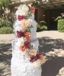 Wedding Cake Pinata Wedding Cake Fresh Flowers Wedding Cakes With Flowers Gorgeous Wedding Cake