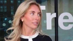 Woman who slept with 30 men in one night to educate virgin students says  parents should be thanking her | Daily Mail Online