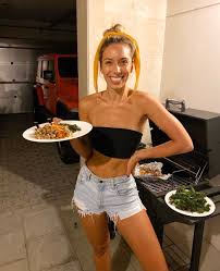 We would like to show you a description here but the site won't allow us. Lilly Sabri Lillysabri Twitter