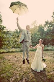 24 The Most Creative Wedding Photo Ideas Poses Wedding Forward Romantic Wedding Photos Wedding Humor Creative Wedding Photo