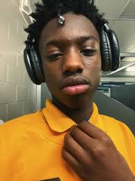 Darion Lane (@darionlane0)