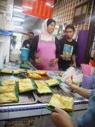 Harga makanan agak murah dan terdapat pelbagai menu lain yang dihidangkan di sini. Penang Kini Sarapan Roti Sandwich Yg Unik Di Astaka Facebook