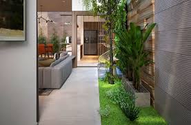 Contoh teras rumah perkampungan : 11 Desain Teras Samping Rumah Selalu Ada Inspirasi Untuk Setiap Sudut Hunian Rumah123 Com