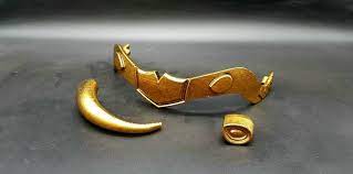 Lady Loki Enchantress Sylvie Headdress Damaged Horns Etsy In 2021 Lady Loki Witch Headband Enchantress