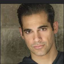 Sia Nejad (@SiaNejad)