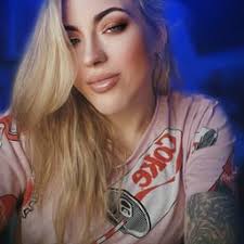 Chantel Hooper (u/ChantelHooper)