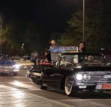 This has been a local tradition for over 30 years, it is one of the premier weekly car shows in central florida. Lowrider Event On Grand Avenue Ends As Phoenix Police Stop Cruising