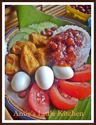 Resepinya sama je cuma tukar pada warna hijau je. Amie S Little Kitchen Nasi Lemak Bukit Hijau
