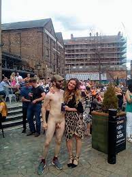 File:Small penis public nudity.jpg - Wikimedia Commons