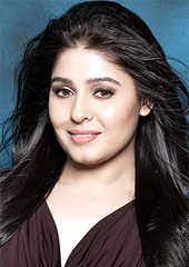 Born in delhi, she began performing in local gather.more. Sunidhi Chauhan Movies Photos Videos News Biography Birthday Etimes