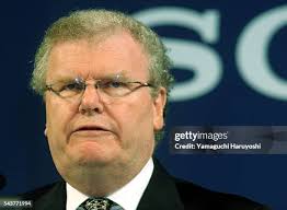 146 Executives Howard Stringer Stock Photos, High-Res Pictures, and Images 