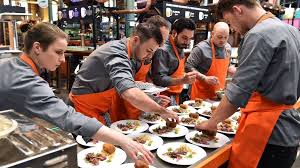 Masterchef deutschland staffel 3 für tobias geht die kulinarische kochreise weiter. Top Chef Germany Mittwochs Auf Sat 1 Authentische Einblicke In Den Kuchenalltag