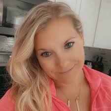 RN pay not enough, tried digital marketing