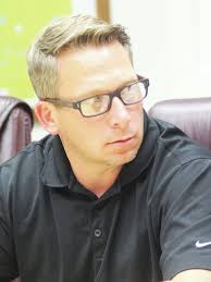 New board member sworn at EAWR