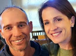 Lindsey Williamson's Instagram, Twitter & Facebook