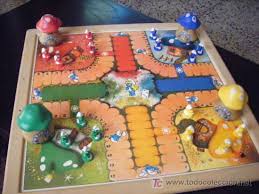 Se juega con un dado y 4 fichas para cada uno de los jugadores (de dos a cuatro, aunque también hay tableros para 6 u 8 jugadores). Antiguo Juego De Parchis Los Pitufos Ver Foto Verkauft In Auktion 21576046