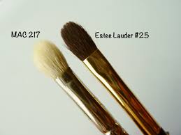 estee lauder blending shadow brush 25