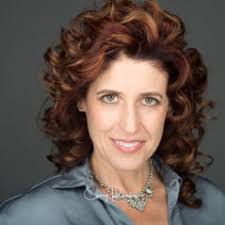 Shelly Ray's Instagram, Twitter & Facebook