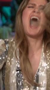 We're ALL listening to this Demi Lovato #Kellyoke 💙