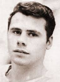 Player photos for the 1968-69 Oakville Oaks at hockeydb.com