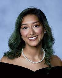 Danielle Machado's Instagram, Twitter & Facebook