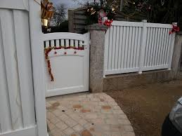 Pour toute information, contactez votre commercial ou le 03 86 67 27 57. Claustra Et Portillon Pvc Blanc