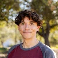 400+ "Nicolás" profiles