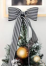Christmas Ideas Pinterest Gold Christmas Decorations Ribbon On Christmas Tree Christmas Tree Toppers