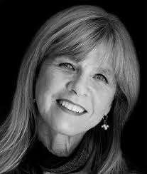 Danielle Perreault's Instagram, Twitter & Facebook