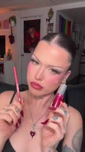 Lipstick Snob: 3 Ways to Style Your Lips ❤️‍🔥