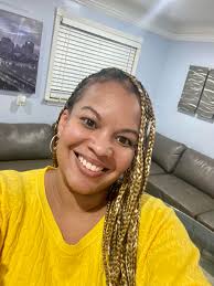 Happy 46th birthday to my sister @robinnicole‼️🎂🎉🥳 This is your year  baby girl! I'm enjoying watching your live your life unapologetically and I  pray this year brings you all the peace and