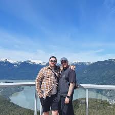 Aaron Baart (@aaronleon) • Instagram photos and videos